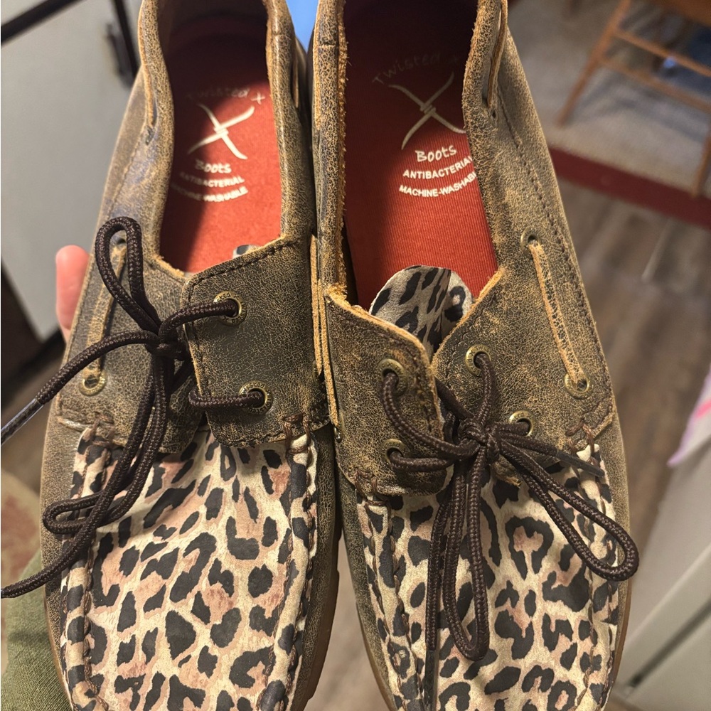 Twisted X Women's Leopard Print Loafers - Brown and Tan